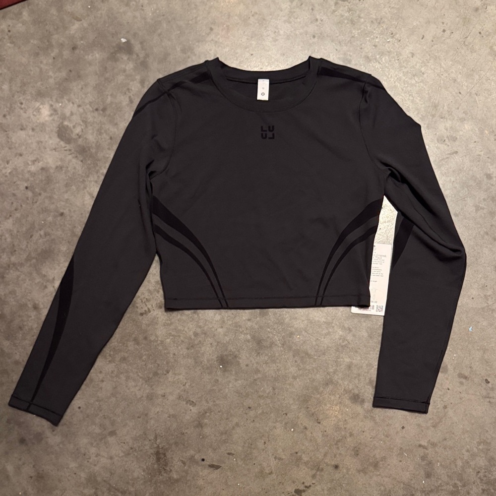 lululemon athletica Black Cropped Long-Sleeve Athletic Top